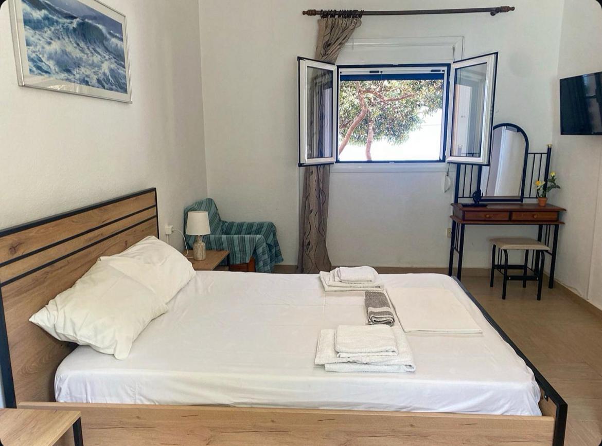 Πέτρινη Αυλή, Αρμενιστης Ικαρια Villa Armenistis  Dış mekan fotoğraf